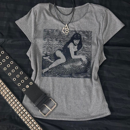 Bettie page 90s black and white graphic baby tee