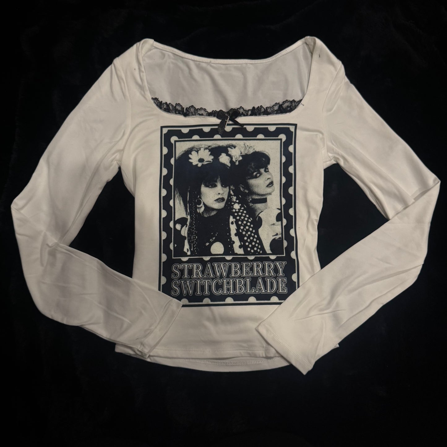Strawberry switchblade white long sleeve