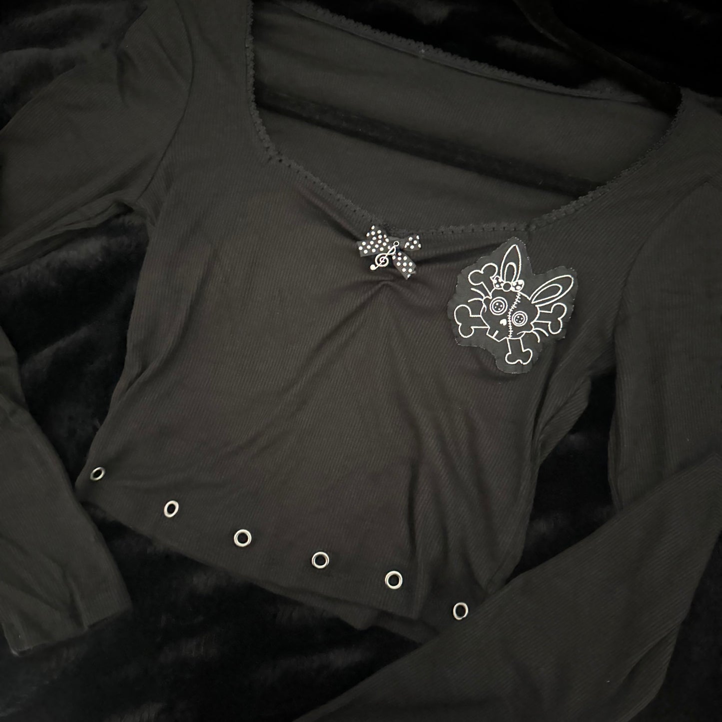 DeadBunny Cropped Long Sleeve